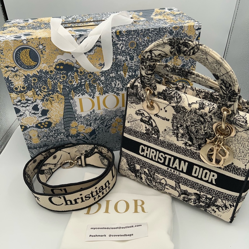 Dior Medium Lady D-Lite Zodiac Toile de Jouy FULL SET!! W/strap, dust bag & box!